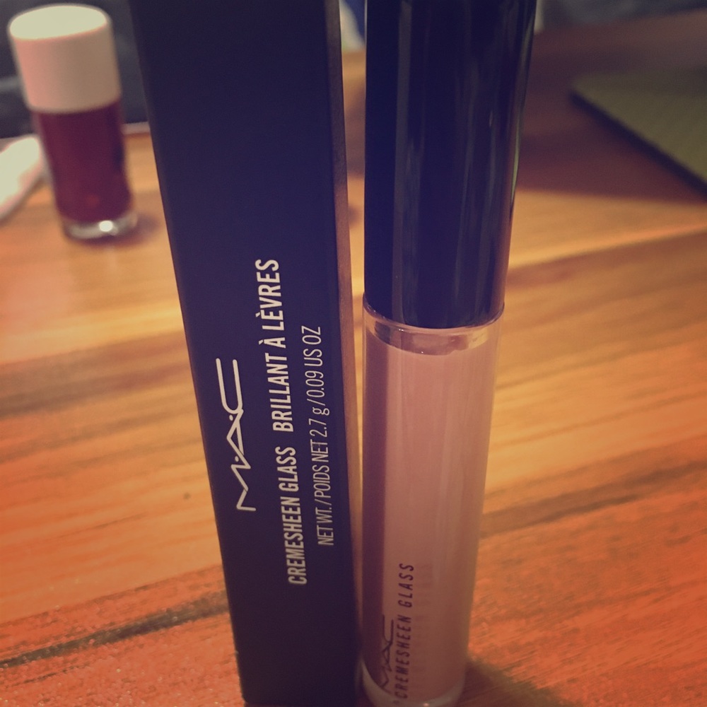 MAC Fashion Whim lipgloss